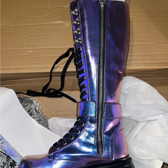 Knee length boots - Picture 3 of 5